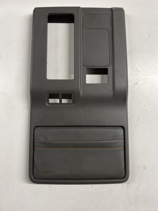 Cab Rear Sleeper Control Trim Panel Volvo VNL 760 2019-2023 OEM 82662281