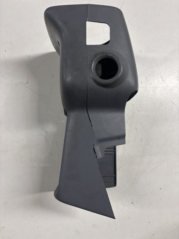 Steering Column Upper & Lower Cover Mitsubishi FUSO FE OEM - Image 3
