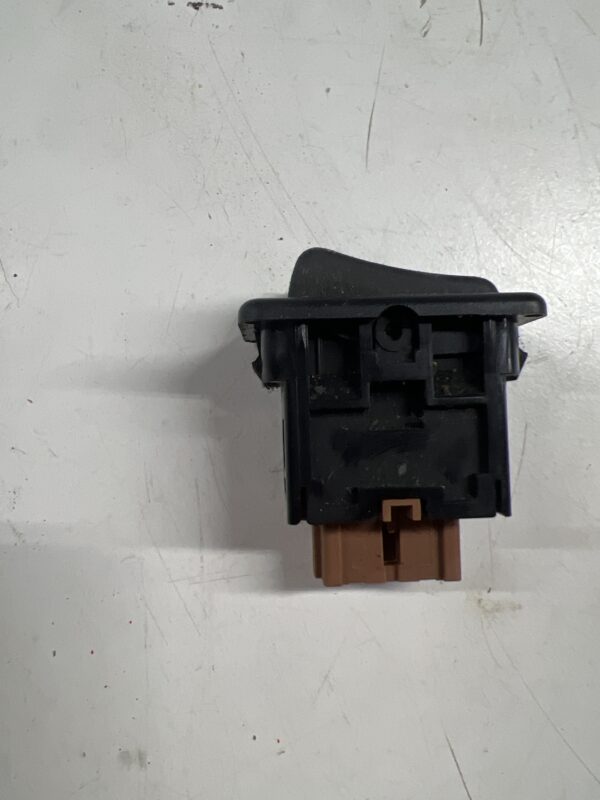 Cruise Control Switch Mitsubishi FUSO FE OEM - Image 2