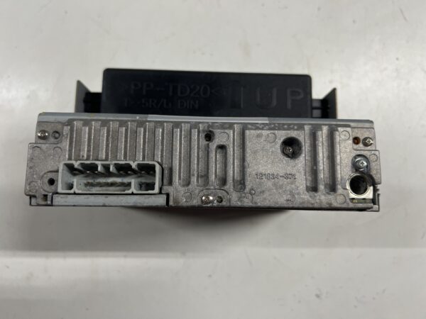CD MP3 Radio Receiver ISUZU NPR 2012-2020 OEM - Image 3