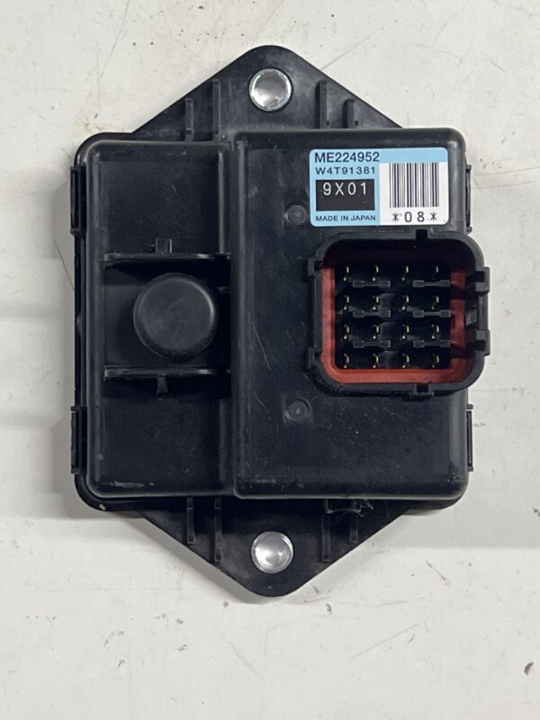 Turbocharger Control Module Mitsubishi FUSO FE OEM ME224952 W4T91381