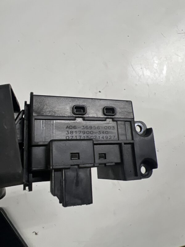 Steering Column Turn Signal Switch FREIGHTLINER M2 106 OEM A0636956003 - Image 4