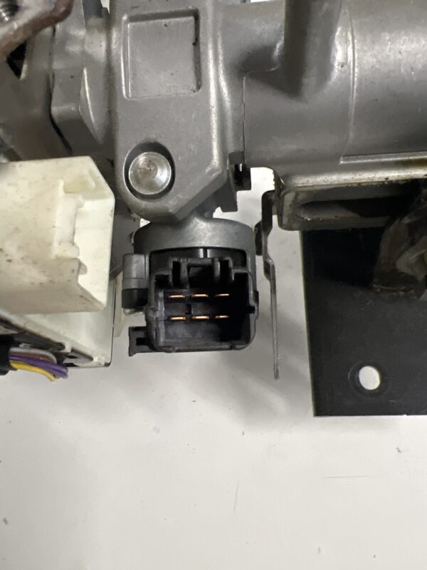 Steering Column w/ Wheel & Combination Switch ISUZU NPR-HD Diesel 4HK1-TCS Double Cab 2011-2023 OEM - Image 4