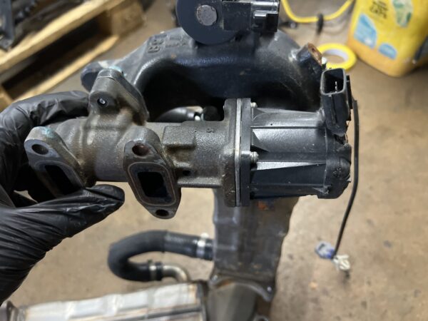 Exhaust Gas Recirculation EGR Cooler & Valve ISUZU NPR-HD Diesel 4HK1-TCS 2011-2023 OEM 8983531640 - Image 2