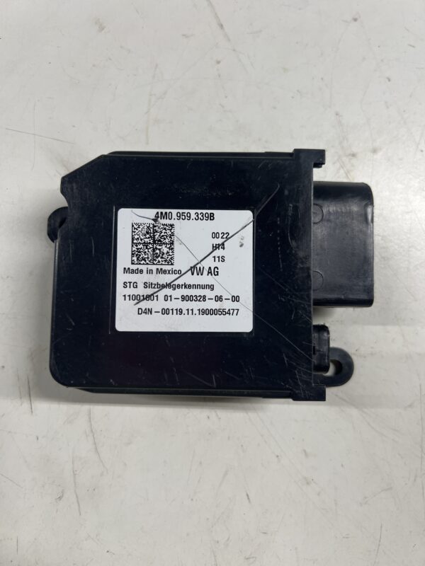 Front Right Seat Occupant Sensor Volkswagen ID.4-L 2021-2022 OEM 4M0959339B