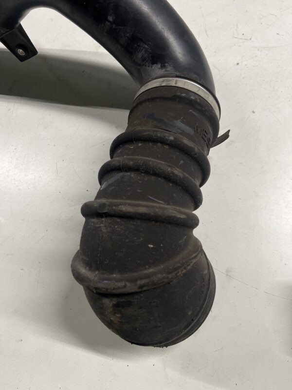Air Cleaner Air Intake Duct Hose ISUZU NQR Gas 6.0L 2022-2024 OEM 898340787 - Image 2