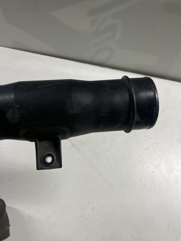 Air Cleaner Air Intake Duct Hose ISUZU NQR Gas 6.0L 2022-2024 OEM 898340787 - Image 4