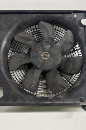 Radiator Cooling Fan Motor w/ Shroud HINO 195 OEM. Shroud Cracked