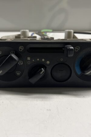 A/C Heater Control ISUZU NPR OEM