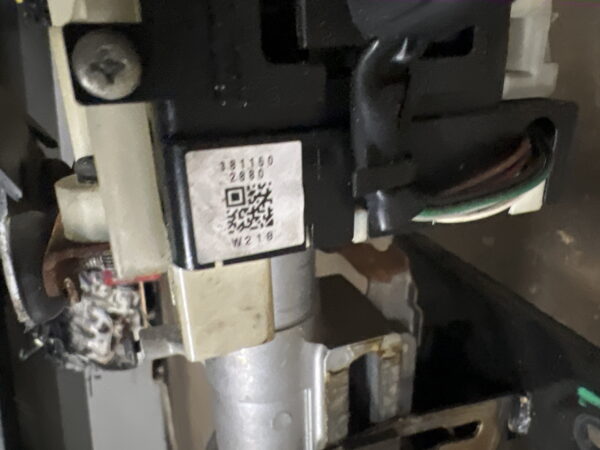 Steering Column w/ Wheel & Combination Switch ISUZU NPR OEM 3811502880. Burns On Plastic - Image 4