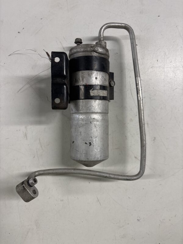 A/C Receiver Dryer w/ Hose Mitsubishi FUSO FE OEM ML254752