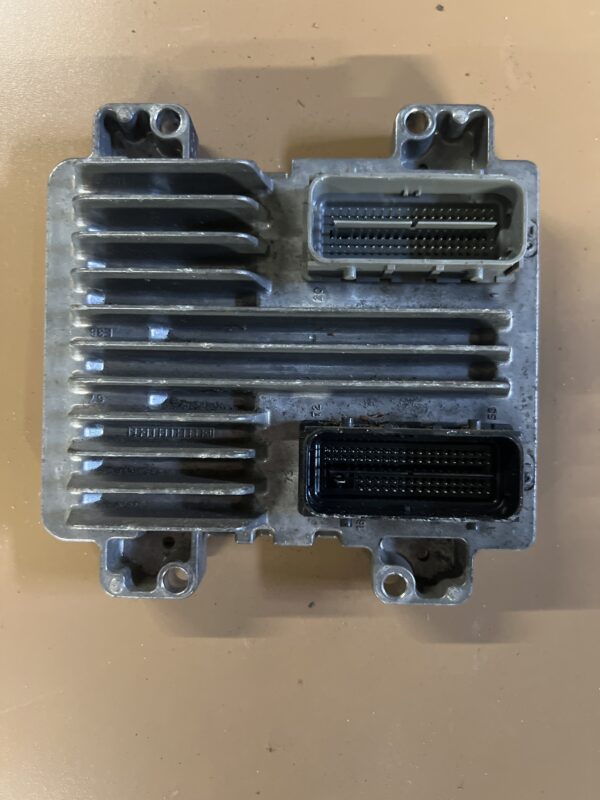 Engine Control Module ISUZU NPR Gas 2012-2020 OEM 8126587770 12658777