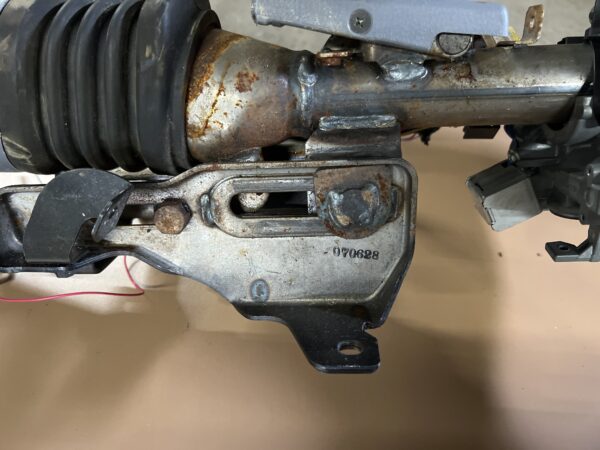 Steering Column w/ Wheel & Combination Switch STERLING 360 2006-2009 OEM MK421804 - Image 5