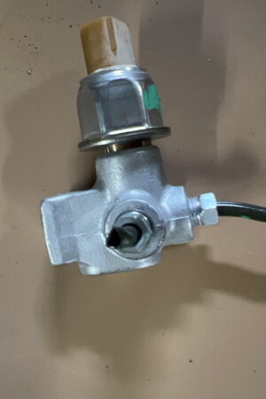 Brake Pressure Sensor ISUZU NPR OEM 22212813