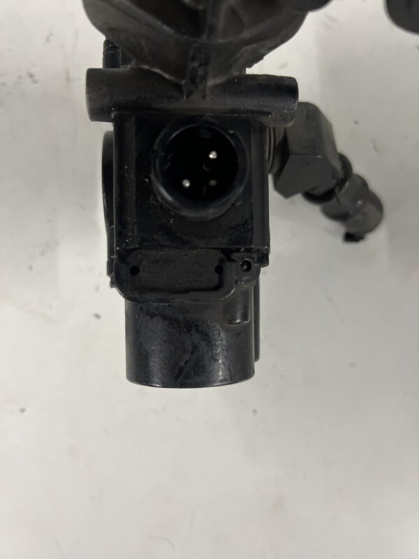 WABCO Rear Axle ABS Valve Package OEM 9730110220 - Image 5