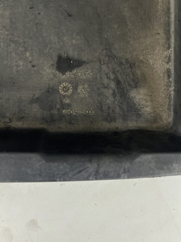 Battery Box FREIGHTLINER M2 106 OEM 06-34176-000 - Image 4