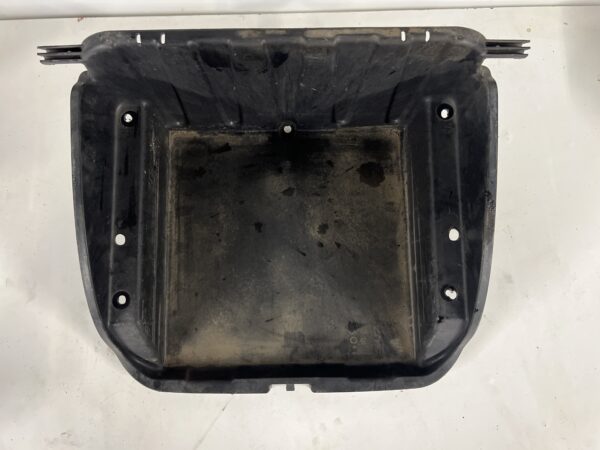 Battery Box FREIGHTLINER M2 106 OEM 06-34176-000 - Image 2
