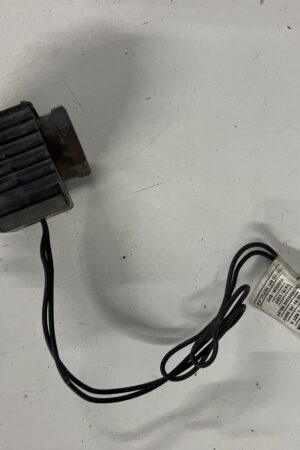 Condensiong Inlet Solenoid Valve Thermo King  T-Series OEM 1E42805G01