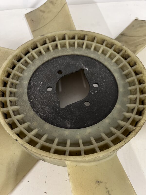 Engine Cooling Fan Blade FREIGHTLINER M2 106 OEM - Image 2