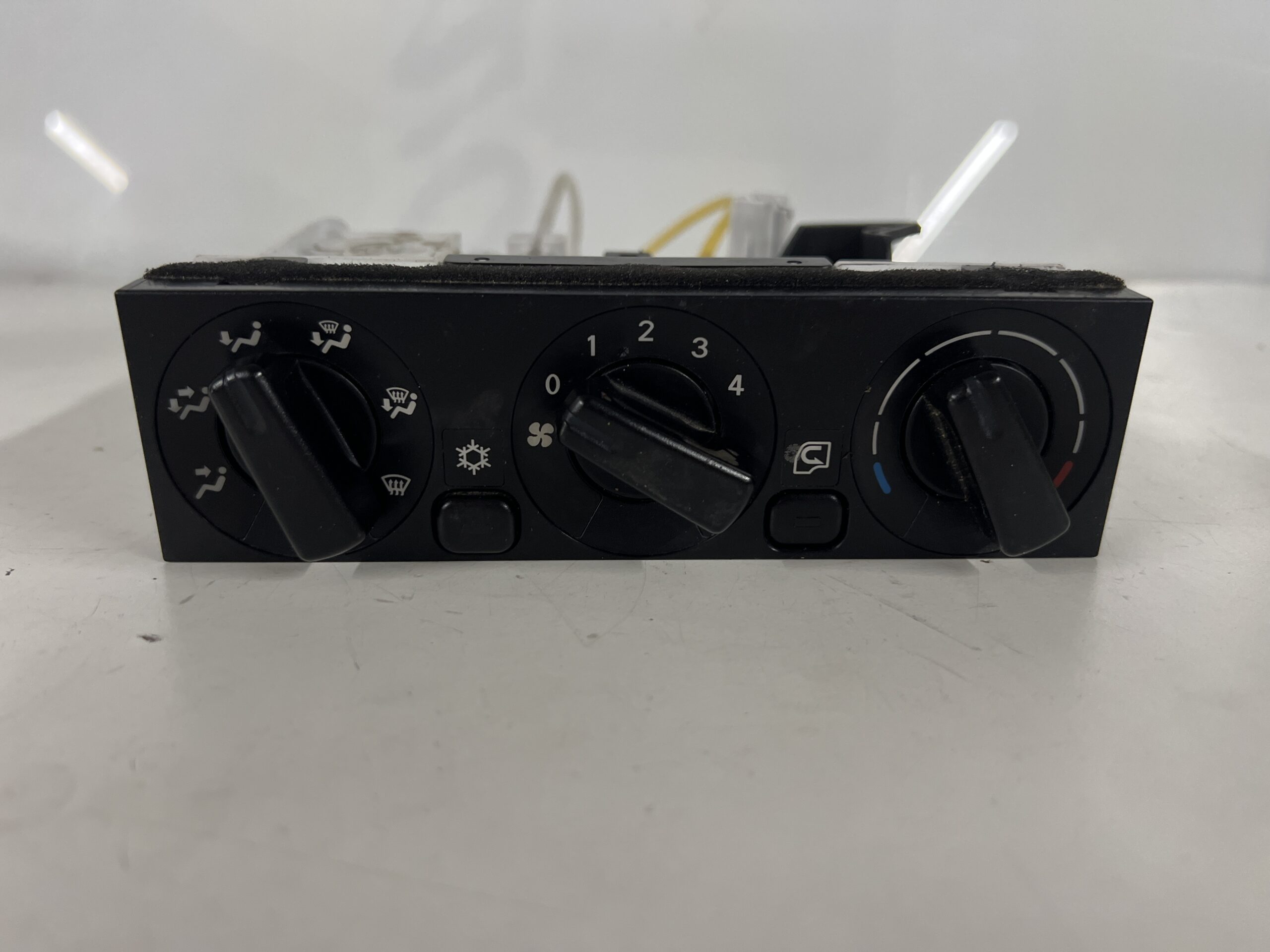 A/C Heater Control Mitsubishi FUSO FE OEM