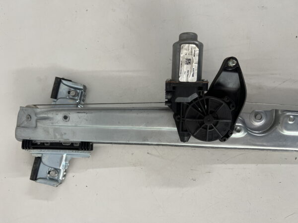 Front Left Door Window Regulator w/ Motor INTERNATIONAL 2019 OEM 4053412C95 - Image 2