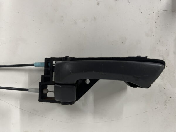 Front Left Door Latch w/ Insude Handle ISUZU NPR 2012-2020 OEM - Image 3