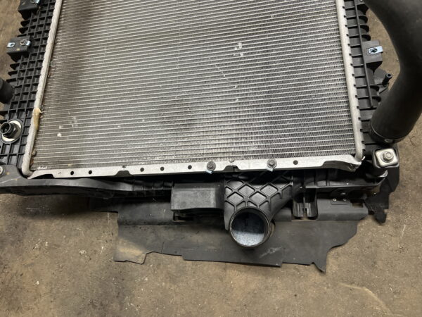 Engine Radiator & A/C Condenser FREIGHTLINER M2 OEM 05-34530-008 - Image 5