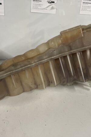 Radiator Coolant Reservoir FREIGHTLINER M2 106 OEM A05-33753-000