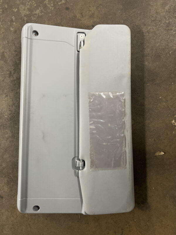 Right Sun Visor w/ Tray ISUZU NPR-HD Diesel 4HK1-TCS Single Cab 2011-2023 OEM - Image 2