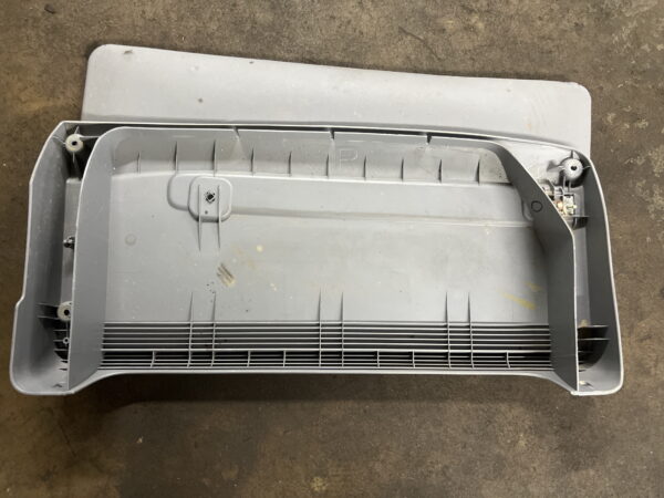 Right Sun Visor w/ Tray ISUZU NPR-HD Diesel 4HK1-TCS Single Cab 2011-2023 OEM - Image 3