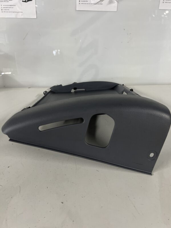 Glove Box Housing Mitsubishi FUSO OEM MK405122 - Image 3