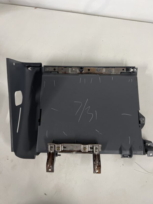 Glove Box Housing Mitsubishi FUSO OEM MK405122 - Image 2