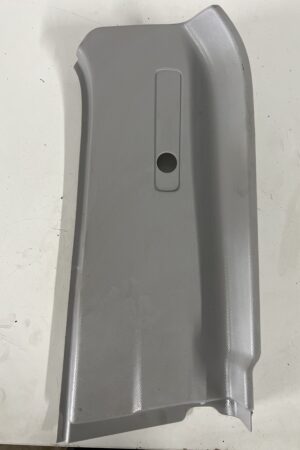 Rear Right Side Upper Cab Trim Panel ISUZU NPR Gas V8 2012-2020 OEM 8974067961