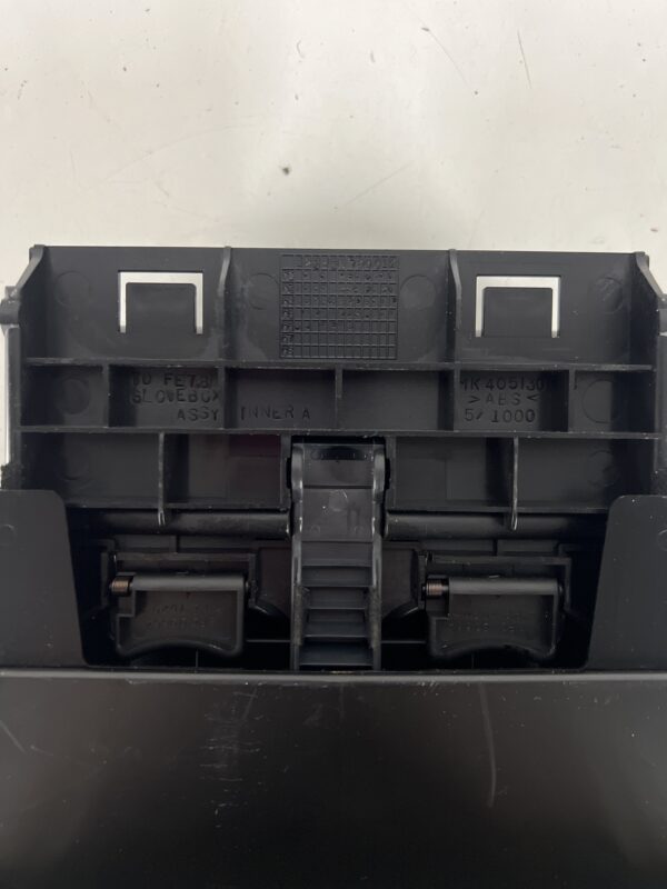 Glove Box Mitsubishi FUSO OEM MK405130 - Image 5
