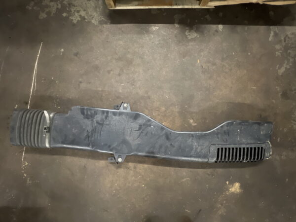Air Cleaner Air Intake Snorkel Mitsubishi FUSO OEM MK401246