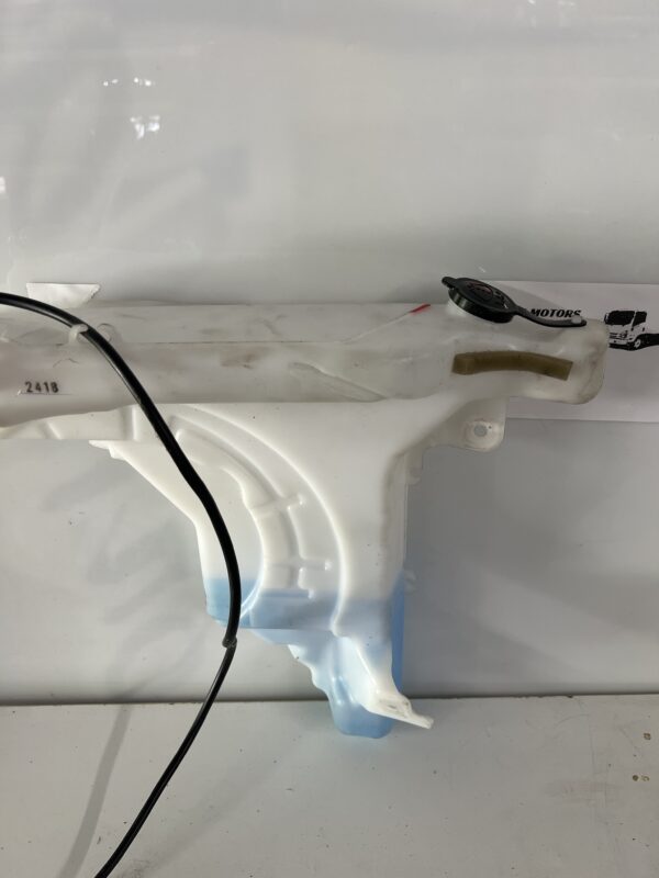 Washer Reservoir ISUZU NPR 2012-2020 OEM - Image 2