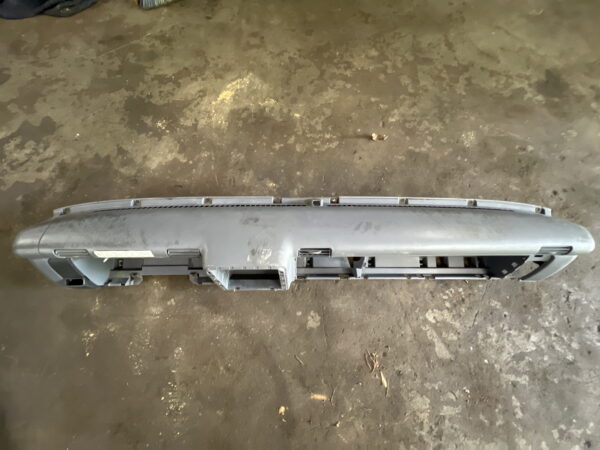 Dashboard Instrument Panel Mitsubishi FUSO OEM MK447357. Dirty, Scuffs & Scratches - Image 2