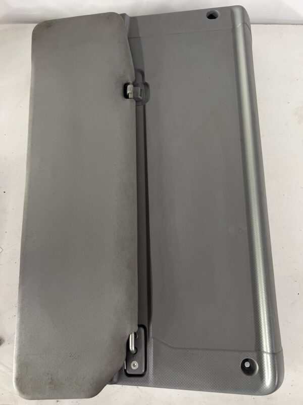 Right Sun Visor w/ Tray ISUZU NPR-HD Diesel 4HK1-TCS Single Cab 2011-2023 OEM - Image 2