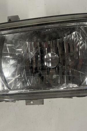Front Left Headlight Headlamp Mitsubishi FUSO OEM