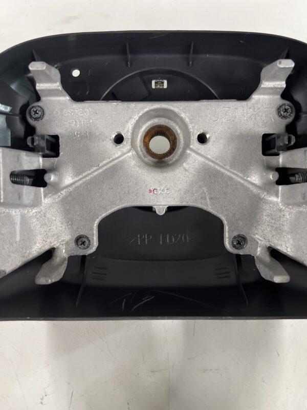 Steering Wheel ISUZU NPR 2011-2023 OEM 8974125561. Small Rips - Image 4