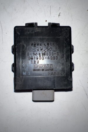 Door Lock Relay Module ISUZU NPR Gas V8 2012-2020 OEM 8980100300 051500-4080