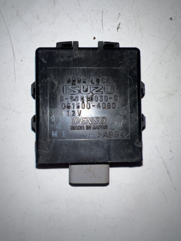 Door Lock Relay Module ISUZU NPR Gas V8 2012-2020 OEM 8980100300 051500-4080