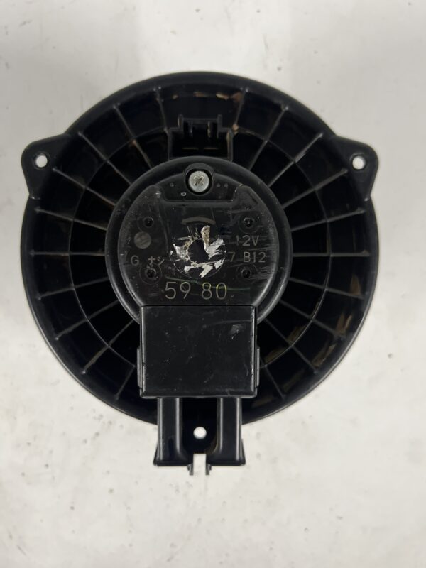 HVAC Blower Motor ISUZU NPR 2012-2018 OEM - Image 2