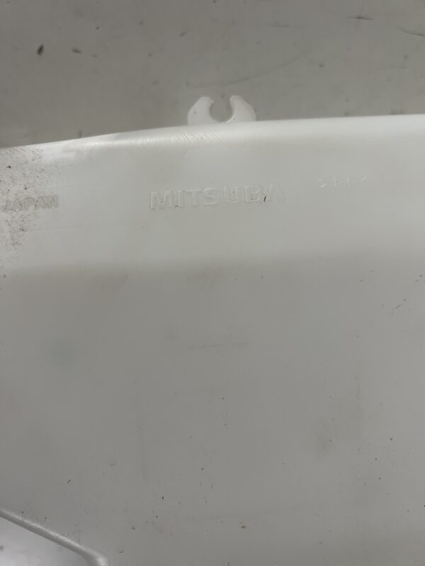 Washer Reservoir 2023 ISUZU NRR Diesel 5.2L 2011-2022 OEM 8980291382 - Image 3