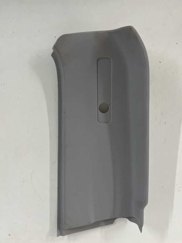 Rear Right Side Upper Cab Trim Panel 2023 ISUZU NRR Diesel 5.2L 2011-2022 OEM