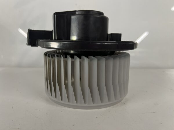 HVAC Blower Motor 2023 ISUZU NRR Diesel 5.2L 2011-2022 OEM 8981839270