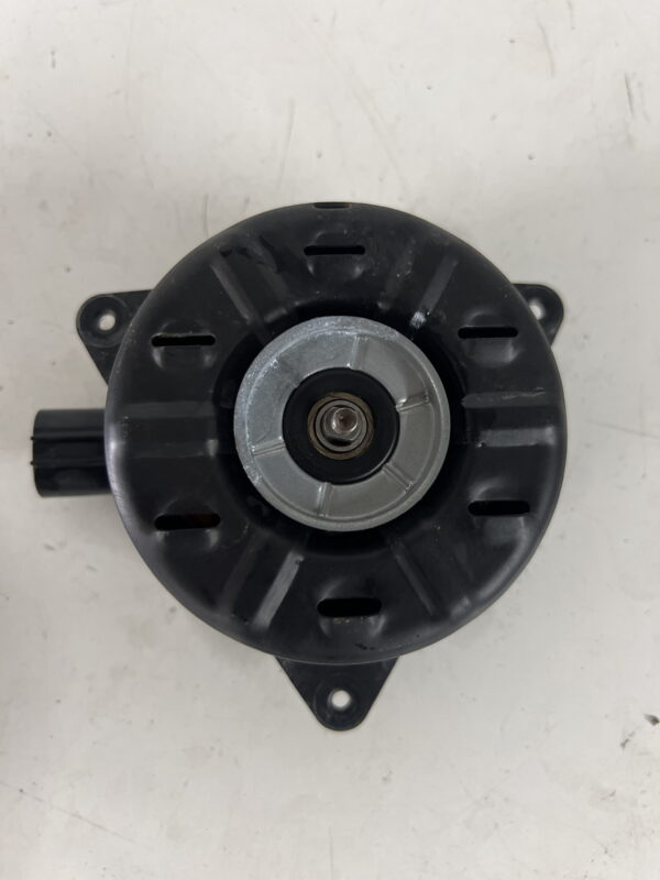 A/C Condenser Cooling Fan Motor 2023 ISUZU NRR Diesel 5.2L 2011-2022 OEM 168000-8230 8983046410