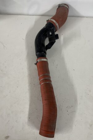 Intercooler to Turbocharger Air Duct Hose 2023 ISUZU NRR Diesel 5.2L 2011-2022 OEM 8982247620 8981094051