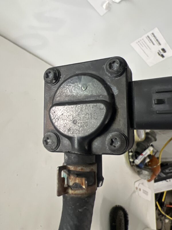 Differential Pressure Sensor DPF OEM Hino 155 2019 - Image 3