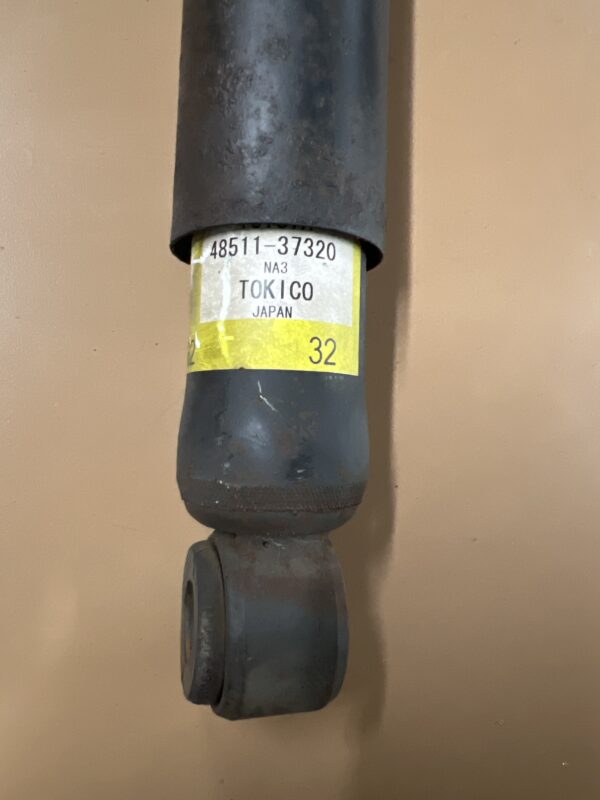 Front Shock Absorber OEM Hino 155 2019 - Image 2